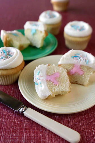 Gender Reveal Cupcake